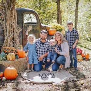 Meet your Posher, Kara